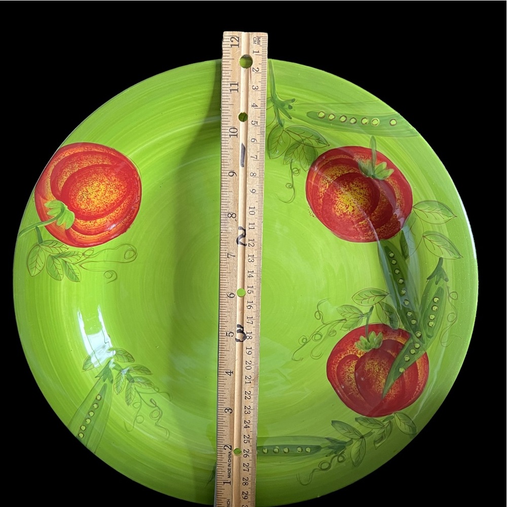 Vintage Laurie Gates Plate Tomatoes and Peas Textured 11 1/2 “dia - Picture 6 of 6